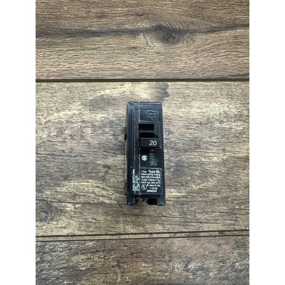 SIEMENS TYPE BL 20 AMP BOLT-ON CIRCUIT BREAKER‎ - Picture 1 of 4
